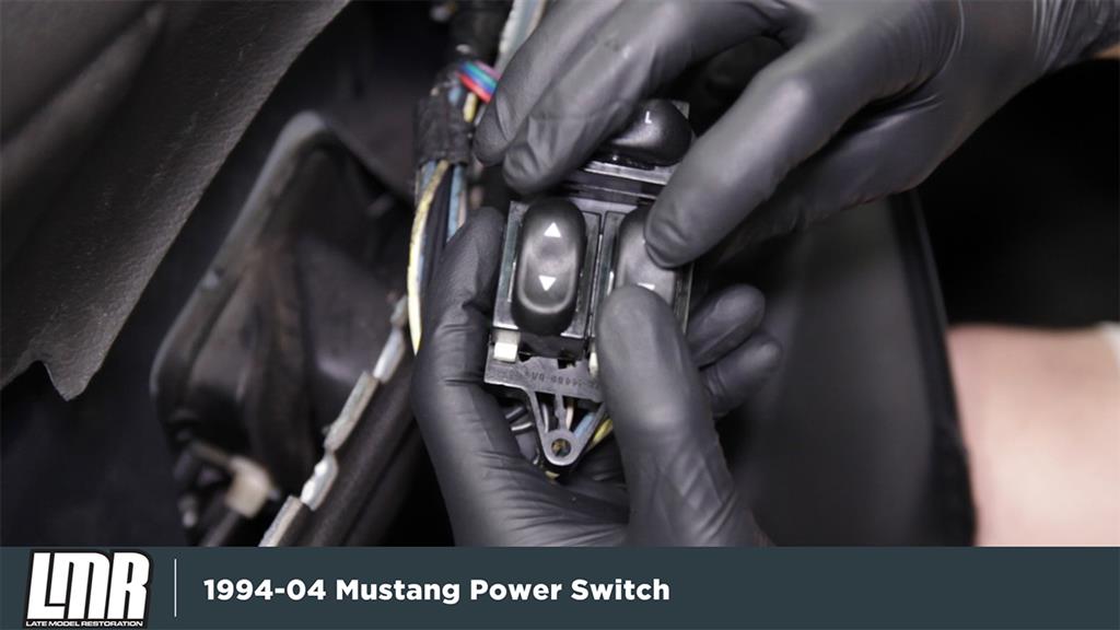 1994-04 Mustang Power Window Switch